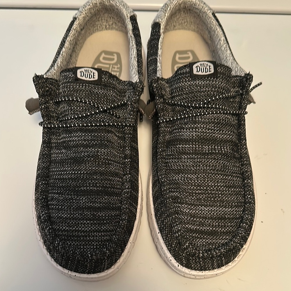 Hey Dude Wally Stretch Mix Meteorite size 11 nwot